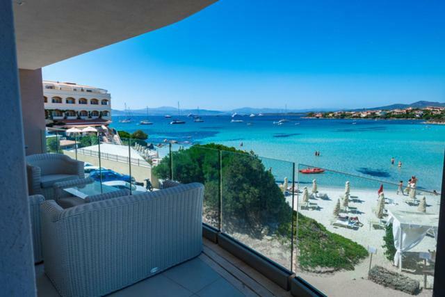 Appartamento Delfini Sul Mare Golfo Aranci Exterior foto